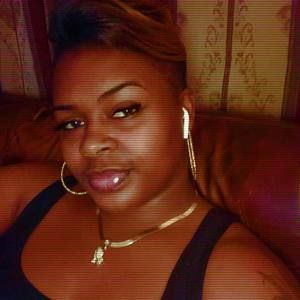 Meet your Posher, Latasha